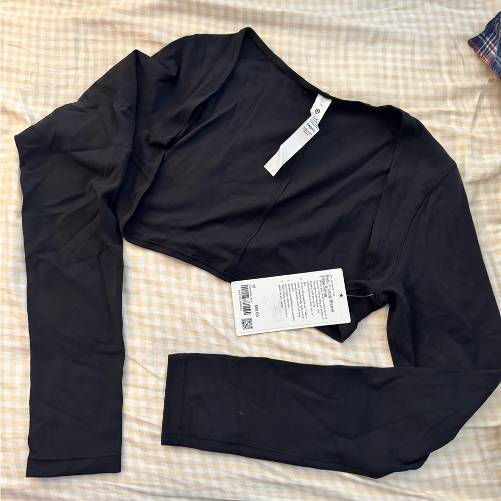 Lululemon Nulu long sleeve shrug - NWT